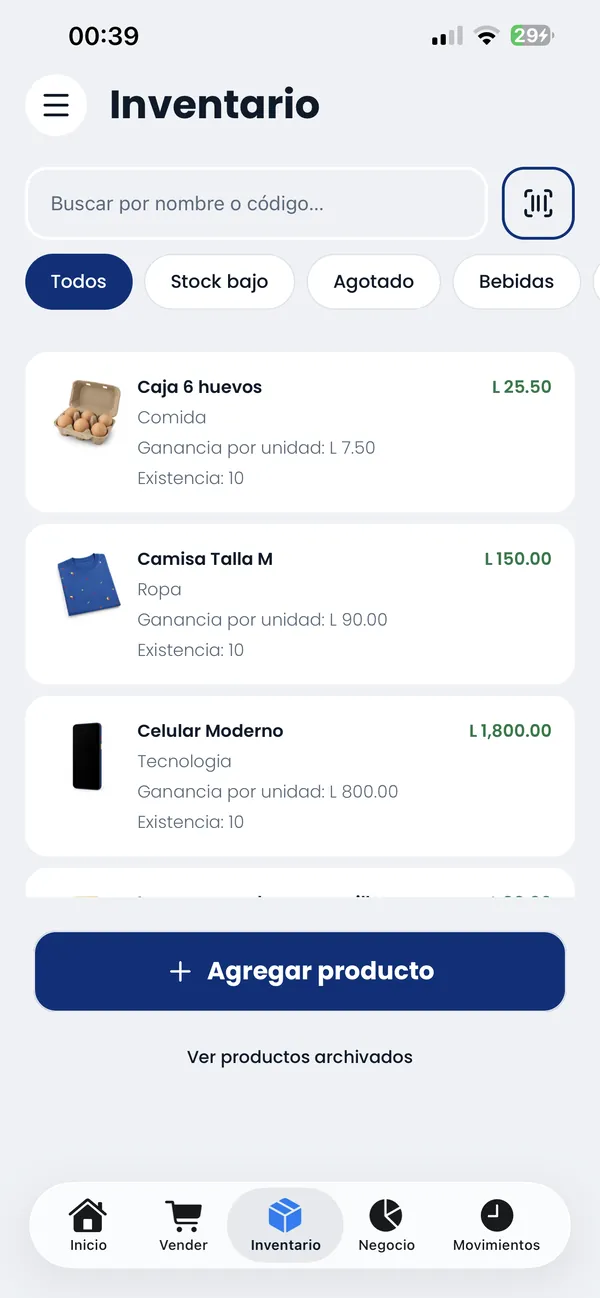 Pantalla de inventario: cada producto con su foto, su categoría, su precio, la ganancia por unidad y la existencia, con filtros de stock bajo y agotado.
